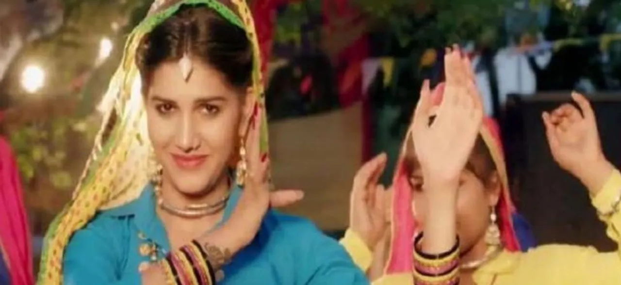 Viral Video: पनघट पर पानी भरने पहुंची सपना तो नटखट नंदलाल ने तोड़ी उनकी मटकी