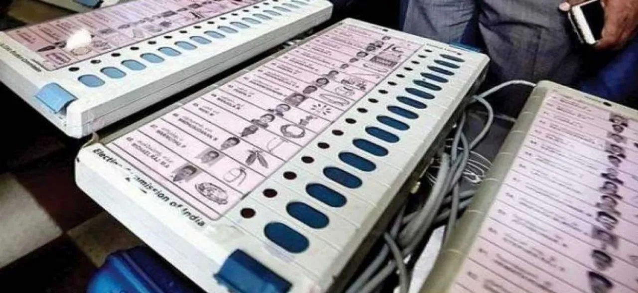 चुनाव आयोग ने EVM मशीन को बताया पूरी तरह से सुरक्षित, हैकर के दावे को किया खारिज