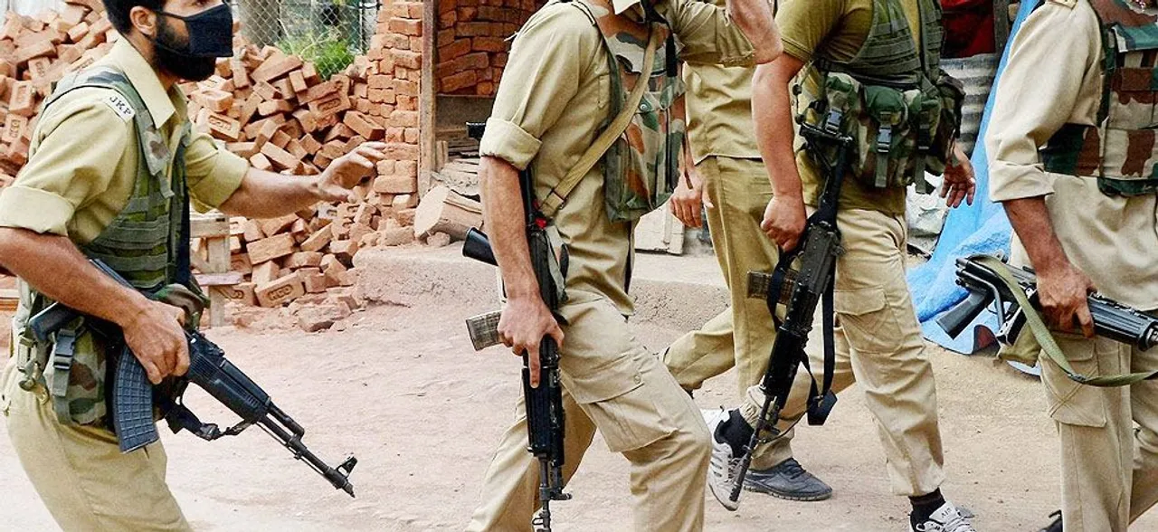 Terror फंडिंग मामले में पुलवामा, कश्मीर में एनआईए की छापेमारी