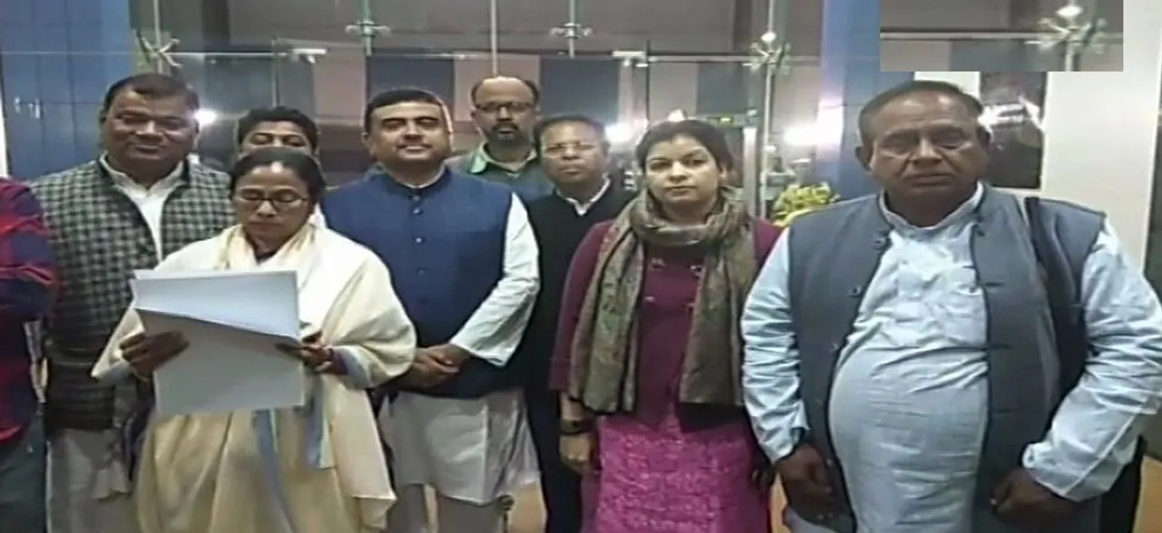 पश्चिम बंगाल में कांग्रेस को लगा बड़ा झटका, सांसद मौसम नूर ने थामा TMC का दामन