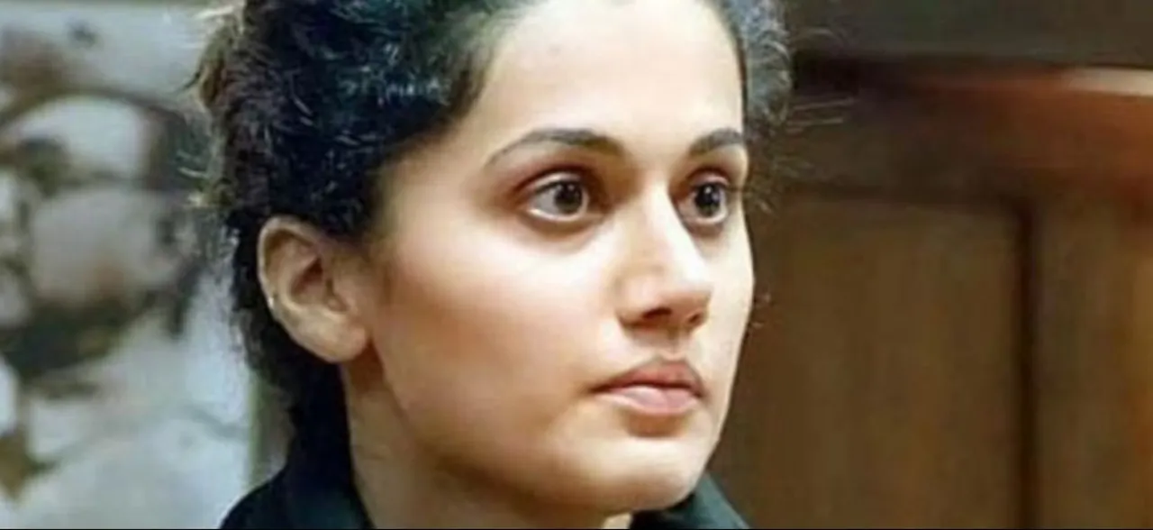 तापसी पन्नु हुई आउट, 'पिंक' के रीमेक में नजर आएगी ये दिग्गज अभिनेत्री