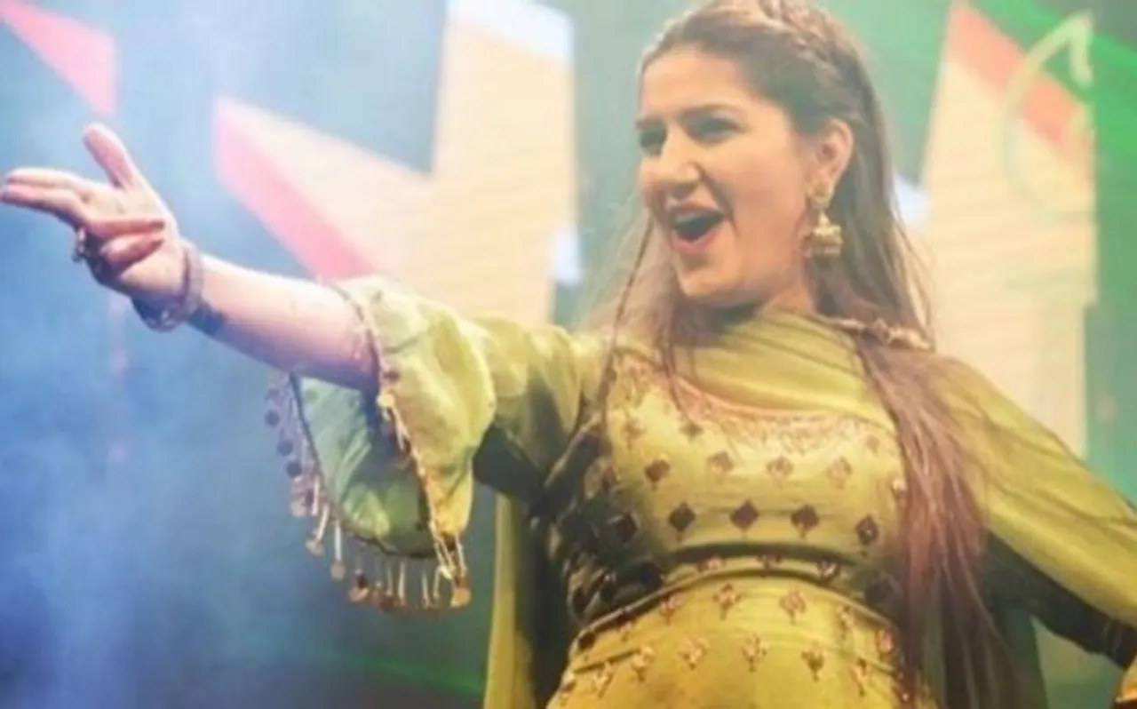 Video: सपना के कातिल अदाओं पर घायल हुए लोग, कहा-मेरे हुस्न पर हाय रे छोरे कट-कट मर जावे