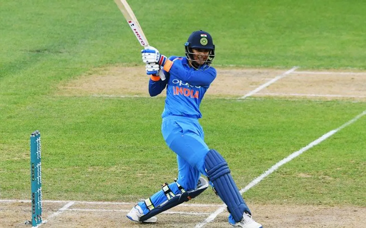 IND vs NZ: वेलिंगटन में स्मृति मंधाना ने रचा इतिहास, लगाया सबसे तेज अर्धशतक