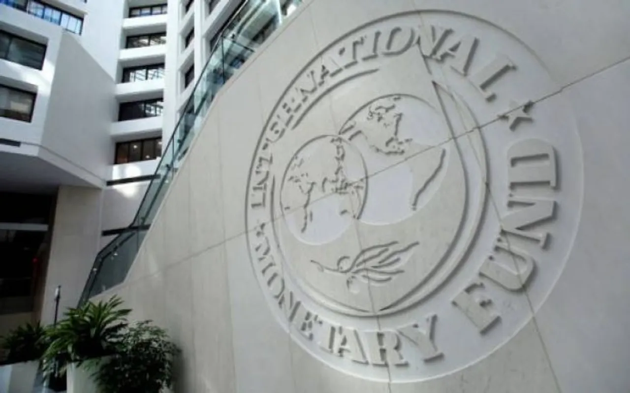 IMF ने वैश्विक आर्थिक दर को लेकर किया आगाह, कहा- कभी भी उठ सकता है 'तूफान'