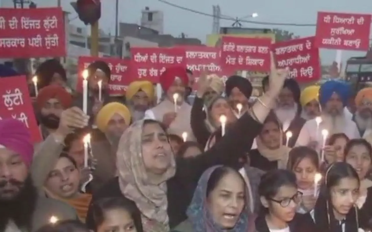लुधियाना गैंगरेप: सड़क पर उतरे जनता के साथ विपक्षी दल, महिला आयोग ने भी लिया संज्ञान