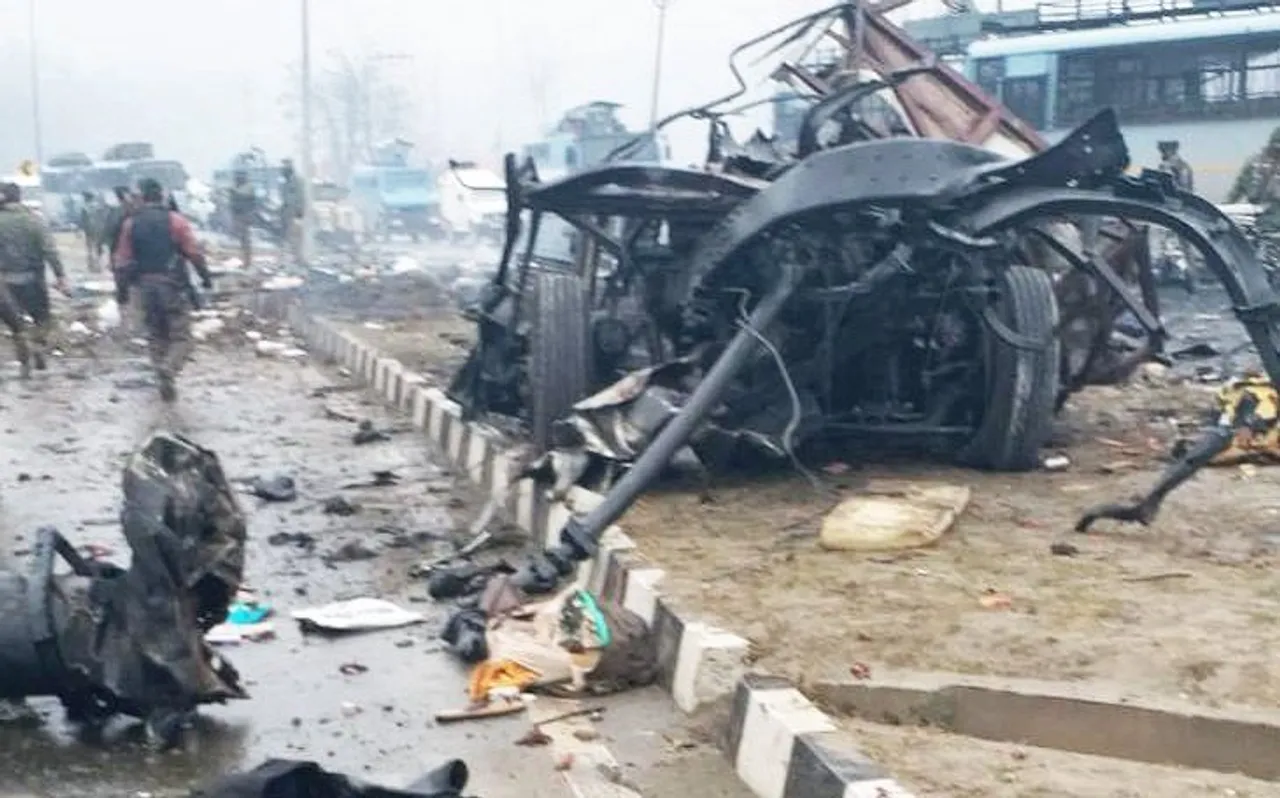 Pulwama Attack : यूएई में एकजुट हुए भारतीय समुदाय के लोग, इस तरह दी शहीदों को श्रद्धांजलि