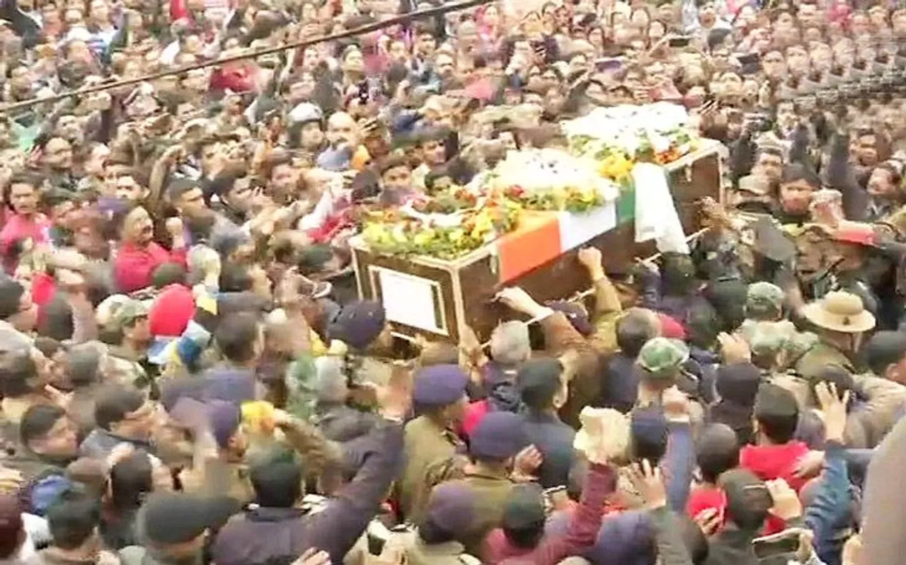 हरिद्वार में शहीद मेजर चित्रेश सिंह बिष्ट को दी गई अंतिम विदाई , मुख्यमंत्री ने दी श्रद्धांजलि