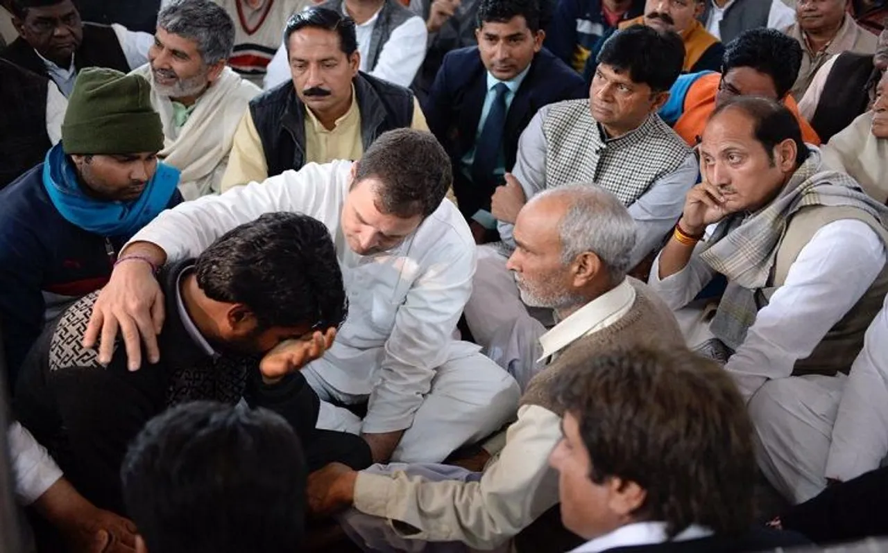 राहुल गांधी और प्रियंका गांधी शहीदों के परिजन से मिले, कहा- हमने भी अपने पिता को खोया है, समझता हूं दर्द
