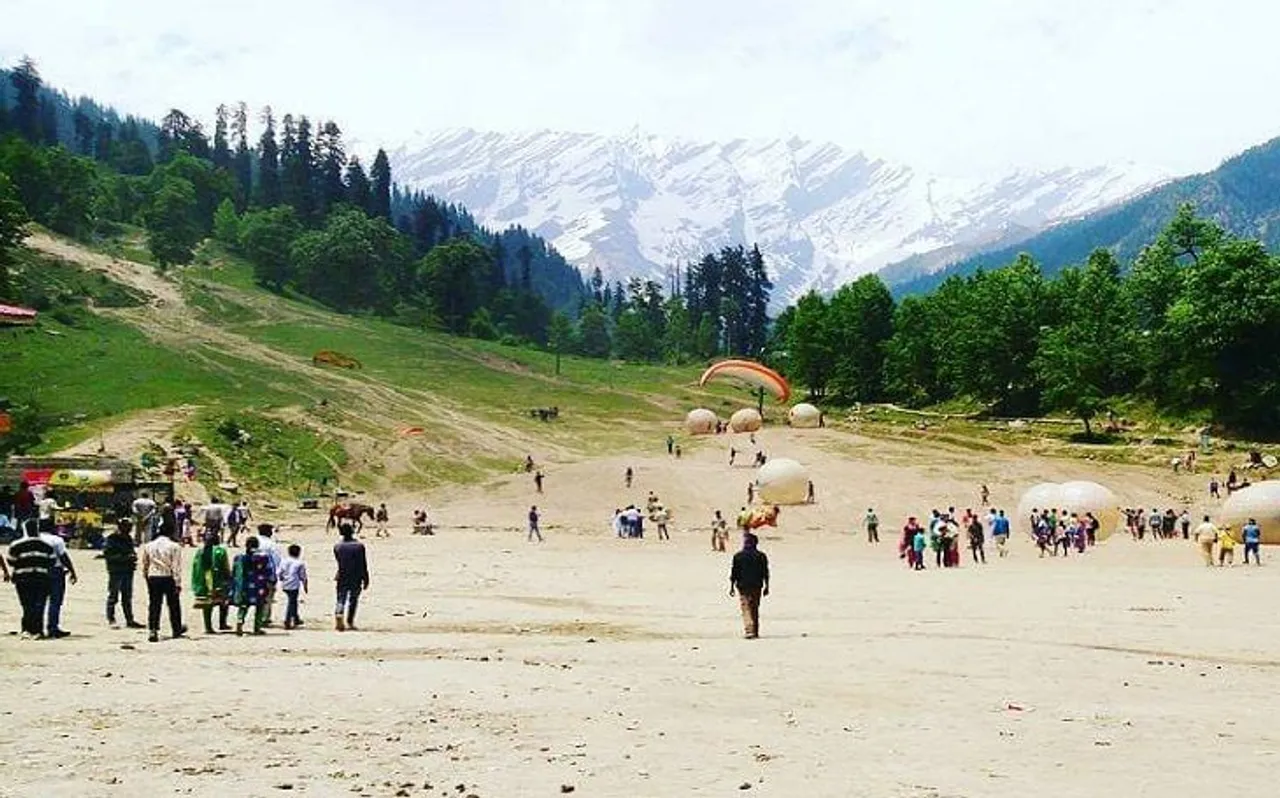 घूमने के हैं शौकीन, तो जाएं हिमाचल प्रदेश के इन 10 स्थानों पर