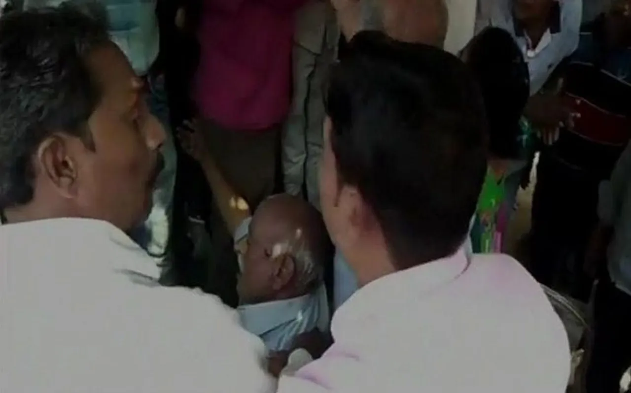 मध्य प्रदेश : छात्रा से यौन उत्पीड़न के आरोप में स्कूल शिक्षक को परिजनों ने पीटा, केस दर्ज