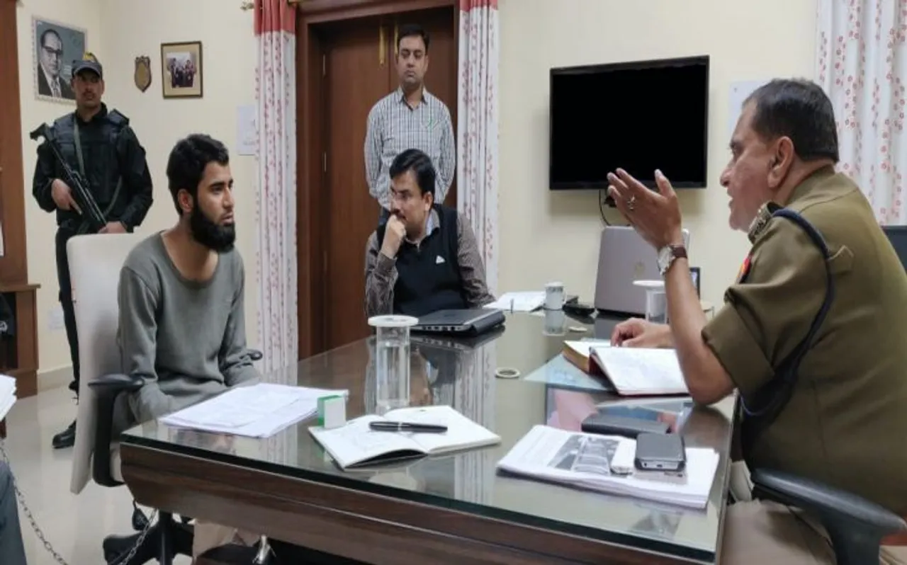 देवबंद से गिरफ्तार शाहनवाज तेली और आकिब जैश के ही हैं आतंकी : ATS IG असीम अरुण