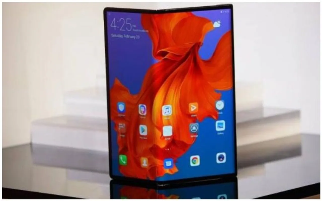 Huawei ने पेश किया मेट एक्स 5जी फोल्डेबल फोन, जानें क्या है कीमत