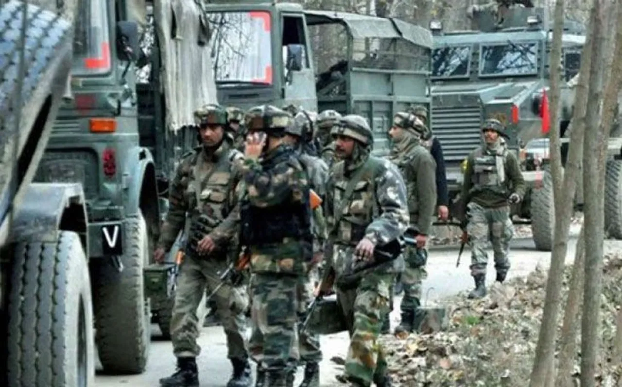 कश्मीर में हड़ताल से जनजीवन प्रभावित, अलगाववादी नेताओं के आवास पर एनआईए की छापेमारी का विरोध