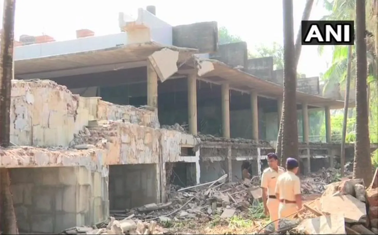 PNB स्कैम : मुंबई के अलीबाग में स्थित नीरव मोदी के आलीशान बंगले को डायनामाइट से उड़ाया गया