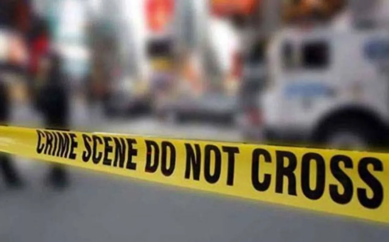 बंगाल में 195 किलो गांजा, प्रतिबंधित कफ सिरप की 5,400 बोतलें जब्त