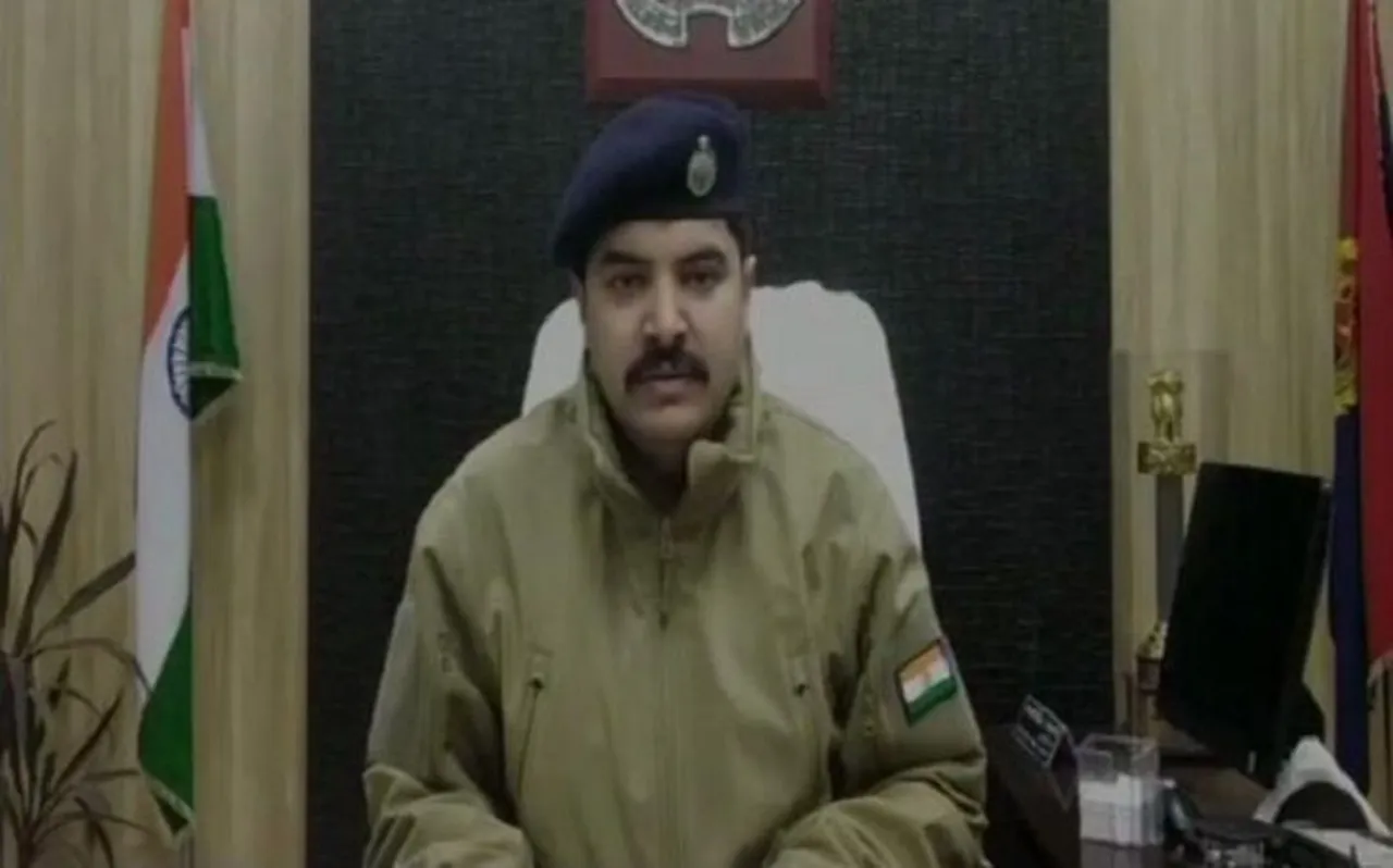 व्यापारी से 1.58 करोड़ की लूट करने वाले 2 सब-इंस्पेक्टर और 1 सिपाही पुलिस सेवा से होंगे बर्खास्त