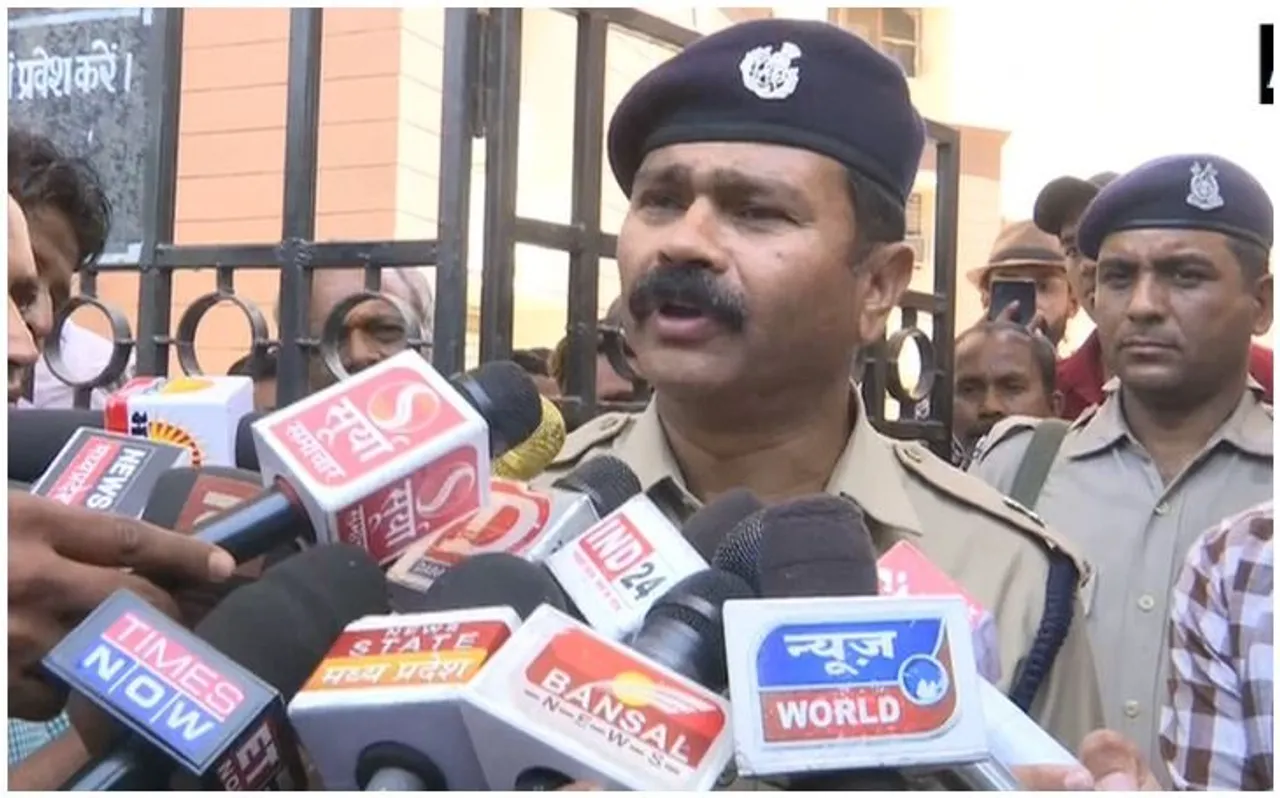 इनकम टैक्स रेड: उच्च स्तर तक पहुंचा पुलिस की बदसलूकी का मामला, अब होगी कार्रवाई