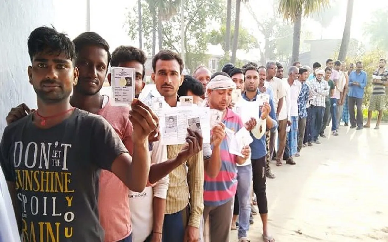 पहला चरण बिहारः वोटरों के उत्‍साह ने तोड़ा पिछले साल का रिकाॅर्ड