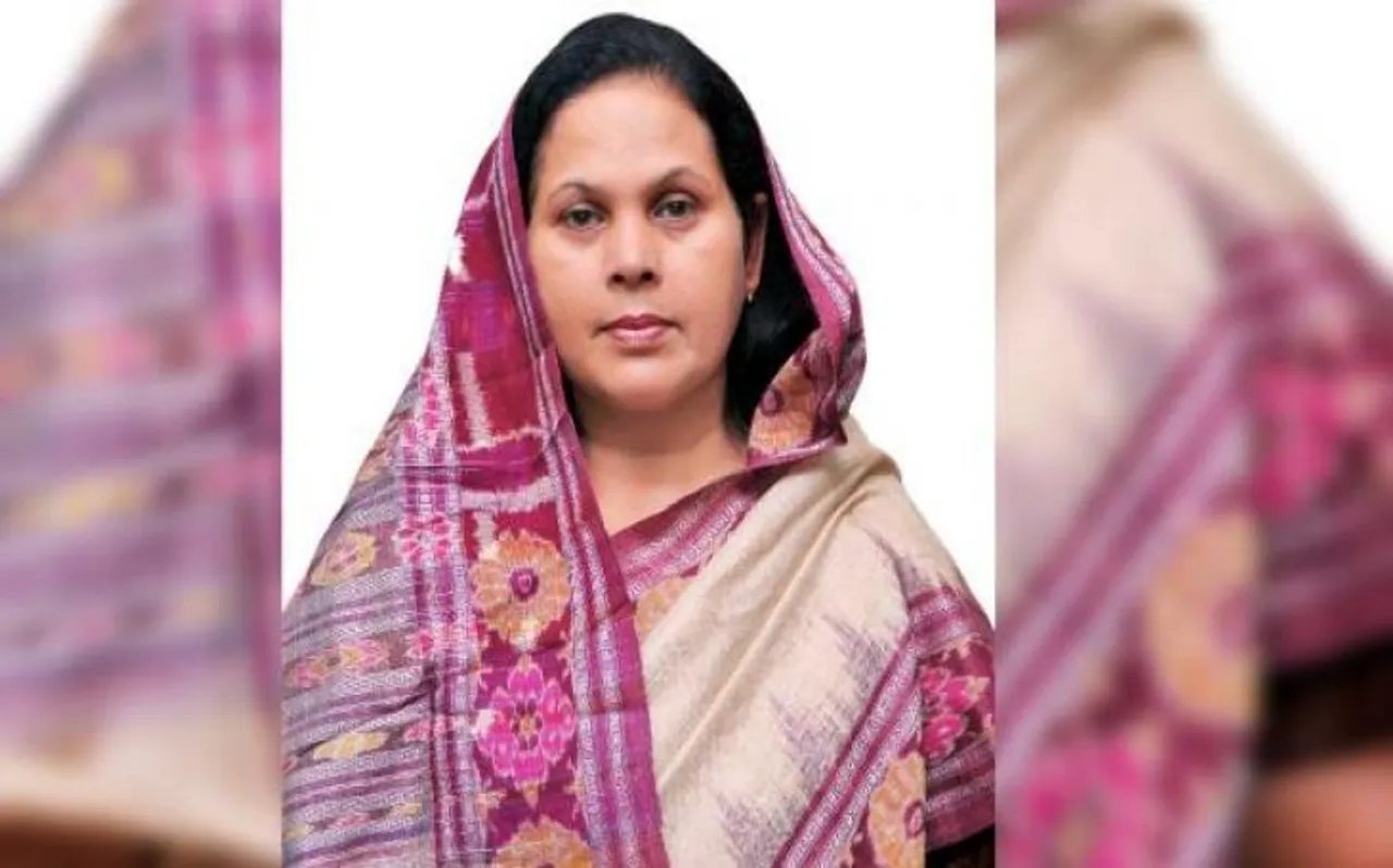 बिहार: बांका में निर्दलीय उतरी पुतुल सिंह ने बनाया त्रिकोणीय मुकाबला