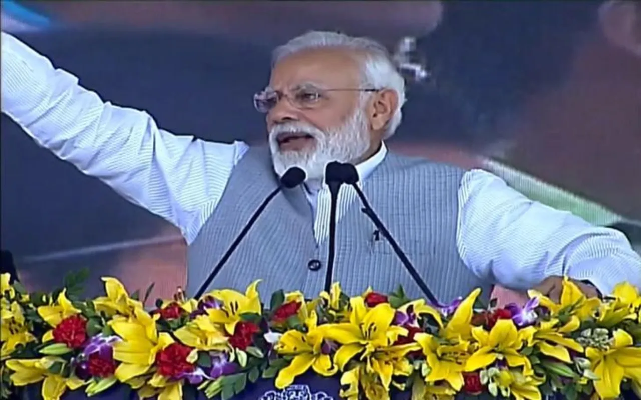 गुजरात में आंधी-तूफान से मरने वालों के परिजनों को पीएम नरेंद्र मोदी देंगे 2-2 लाख रुपये