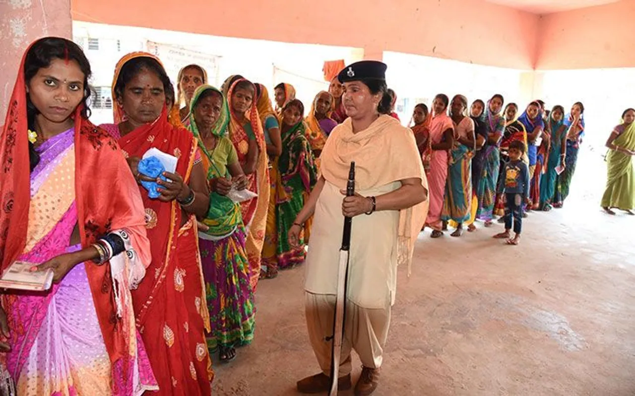 लोकसभा चुनाव 2019: दूसरे चरण में 66 प्रतिशत मतदान, जानें राज्यों का Voting Percentage