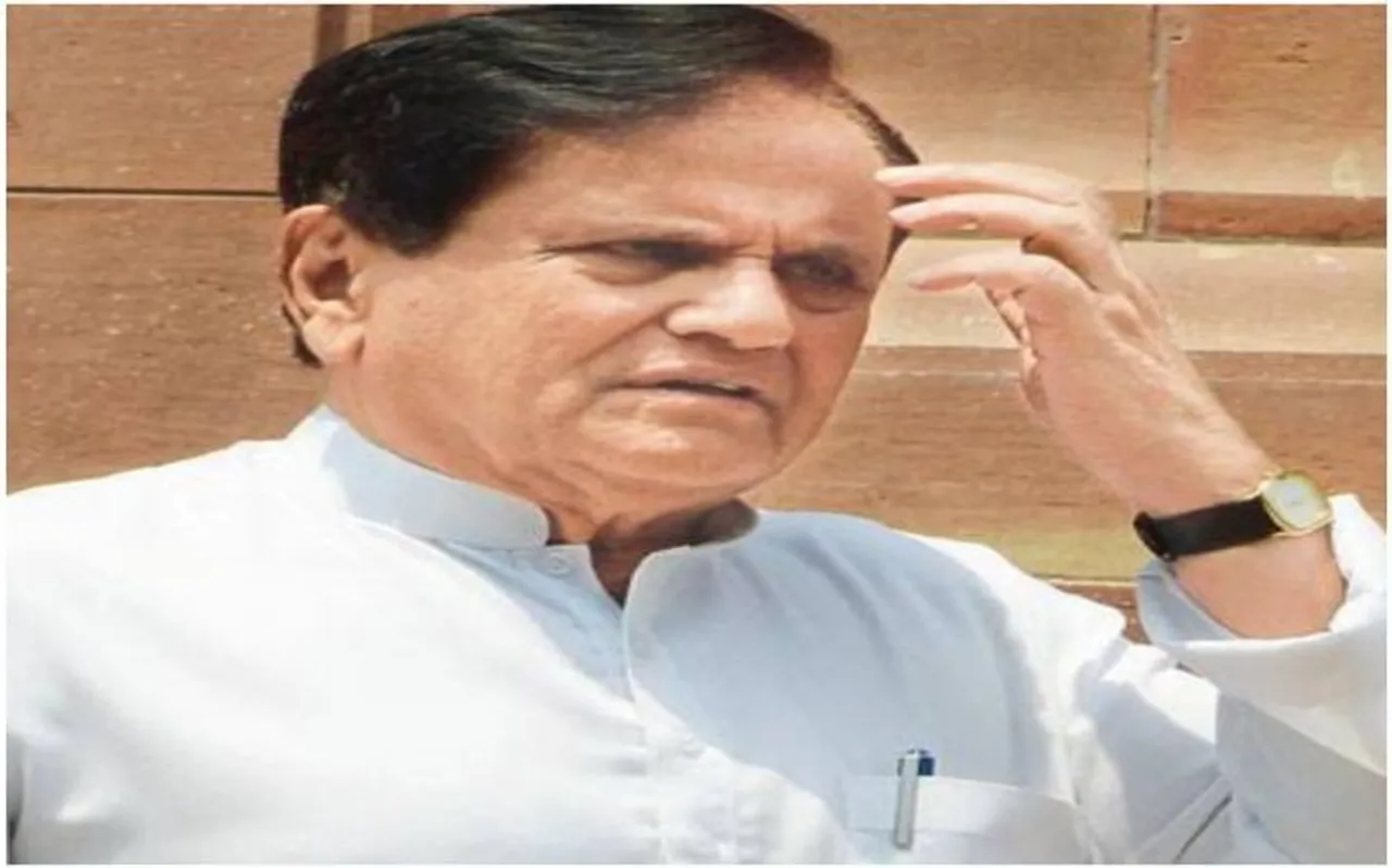 अहमद पटेल ने किया बड़ा दावा, बोले भाजपा 150 सीटों पर सिमट जाएगी, राजग 200 पर