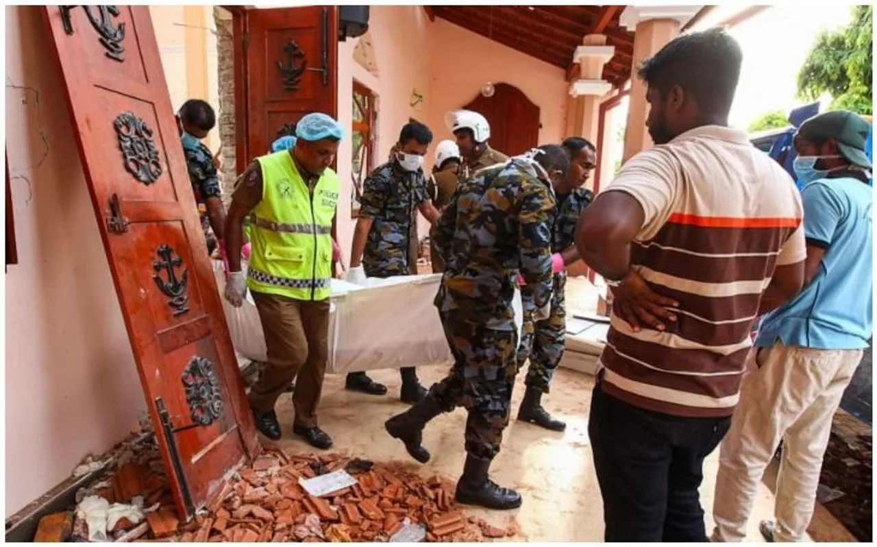 Sri Lanka Blast: होटल मैनेजर ने बताया धमाके से पहले हमलावर कर रहा था ये काम