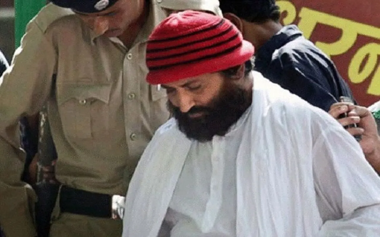 रेप मामला : आसाराम के बेटे नारायण साईं को अदालत आज सुनाएगी सजा, जानें क्या है मामला