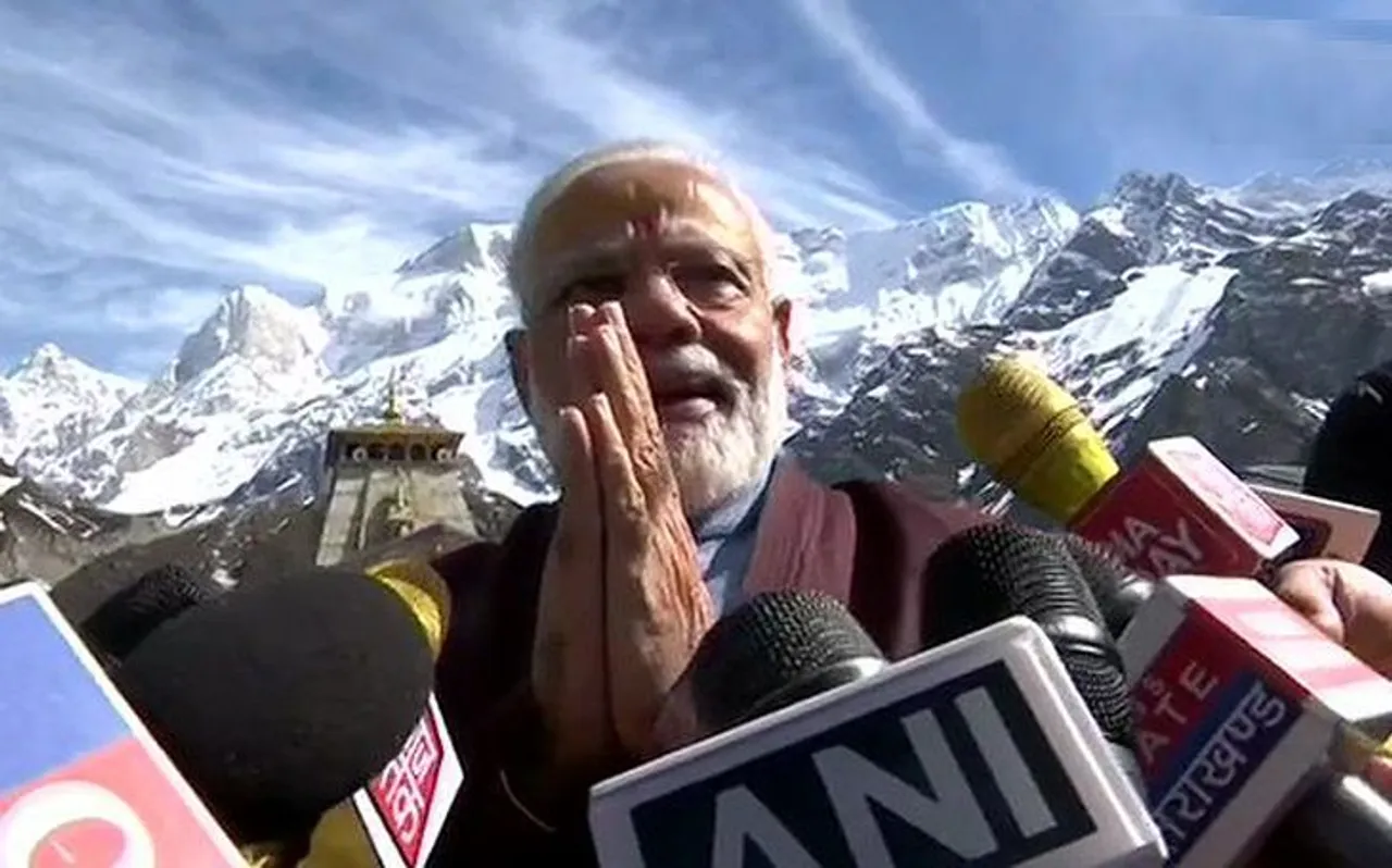 भारी बढ़त के बाद पीएम नरेंद्र की पहली प्रतिक्रिया, सबका साथ + सबका विकास + सबका विश्वास = विजयी भारत