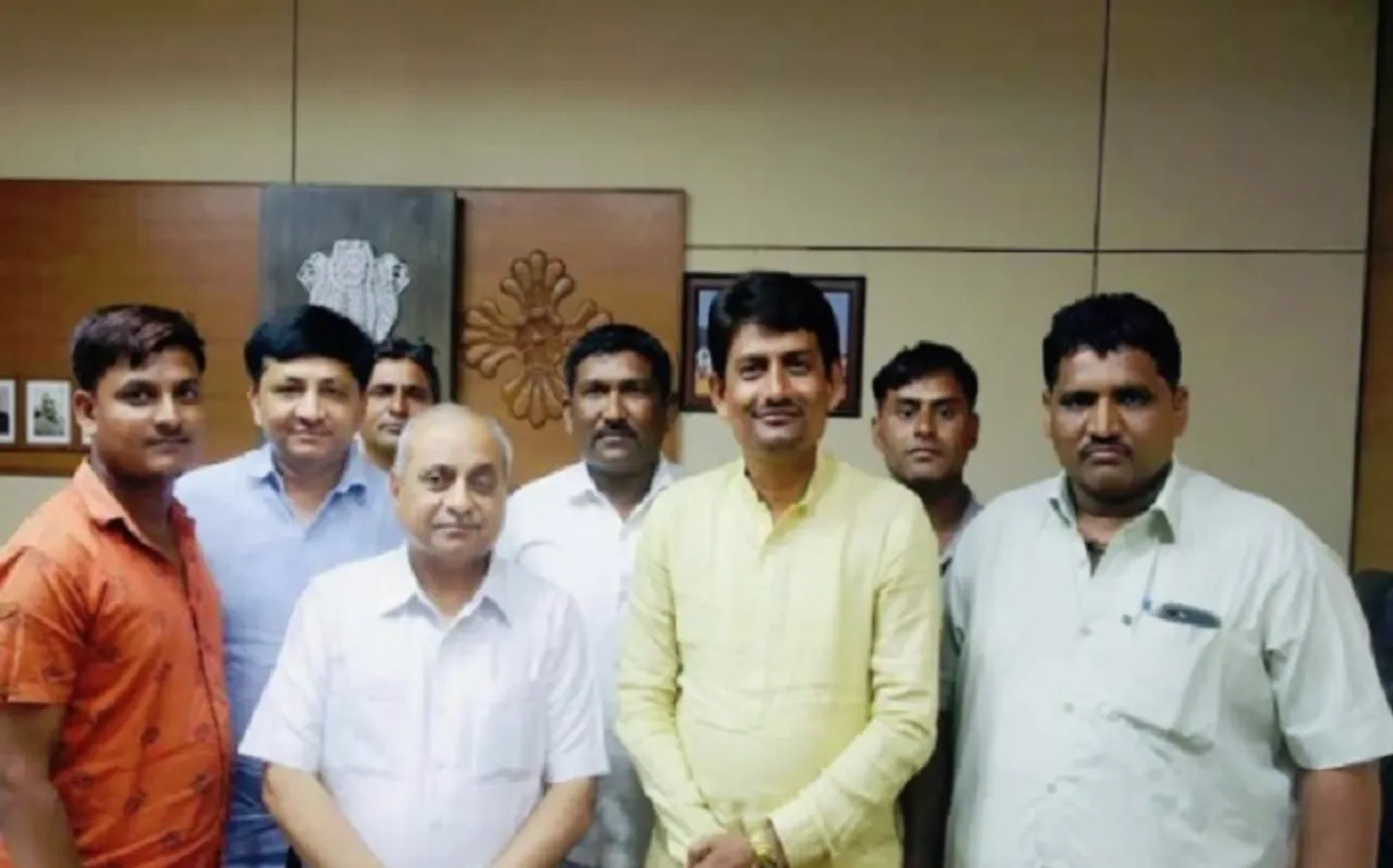 ओबीसी नेता अल्पेश ठाकोर आ सकते हैं बीजेपी संग, कयासों का बाजार गर्म