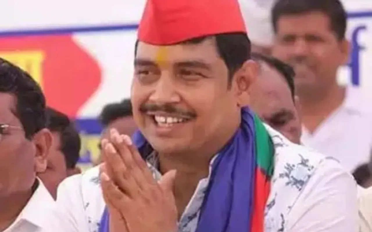 रेप के आरोपी सांसद अतुल राय को बड़ा झटका, SC ने गिरफ्तारी पर रोक लगाने से किया इनकार