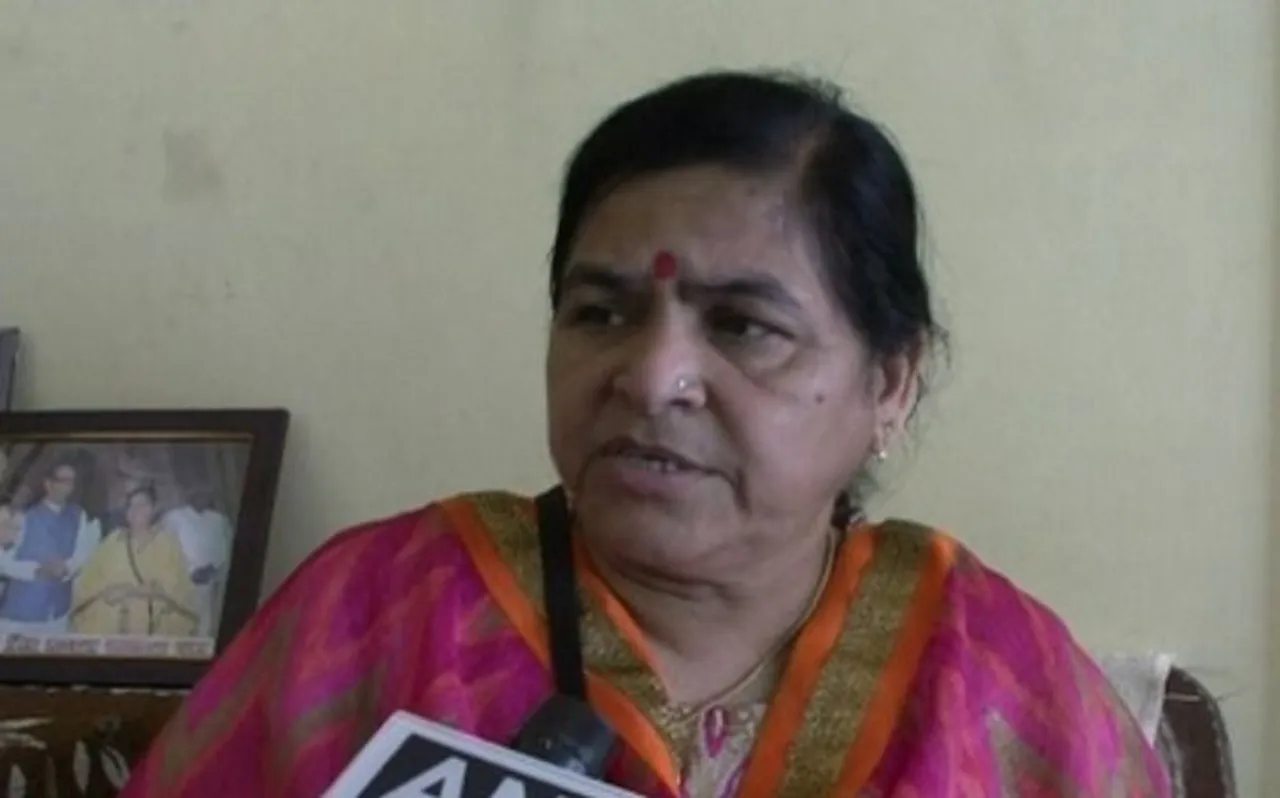 साध्वी प्रज्ञा के बाद अब बीजेपी विधायक उषा ठाकुर ने नाथूराम गोडसे को बताया राष्ट्रभक्त