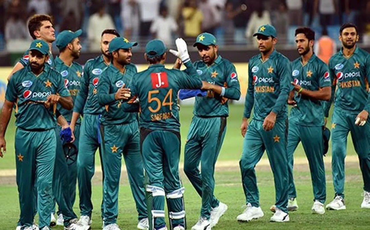 World Cup, PAK vs WI: वेस्टइंडीज के सामने पाकिस्तान पस्त, 7 विकेट से हराया