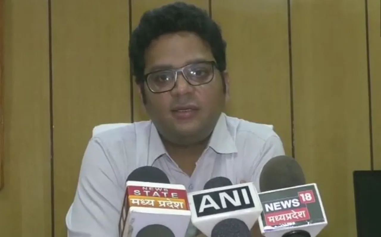 कलेक्टर ने पेश की मिसाल, अपना एसी हटवाकर बच्चों के अस्पताल में लगवाया