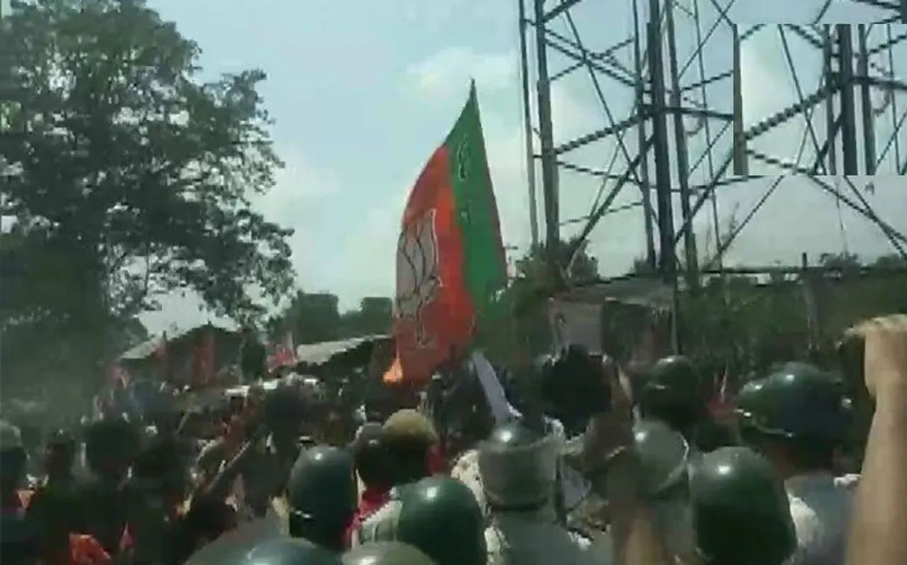पश्चिम बंगालः पुलिस और बीजेपी कार्यकर्ताओं में हुई झड़प, एक सब इंस्पेक्टर और 2 कार्यकर्ता जख्मी