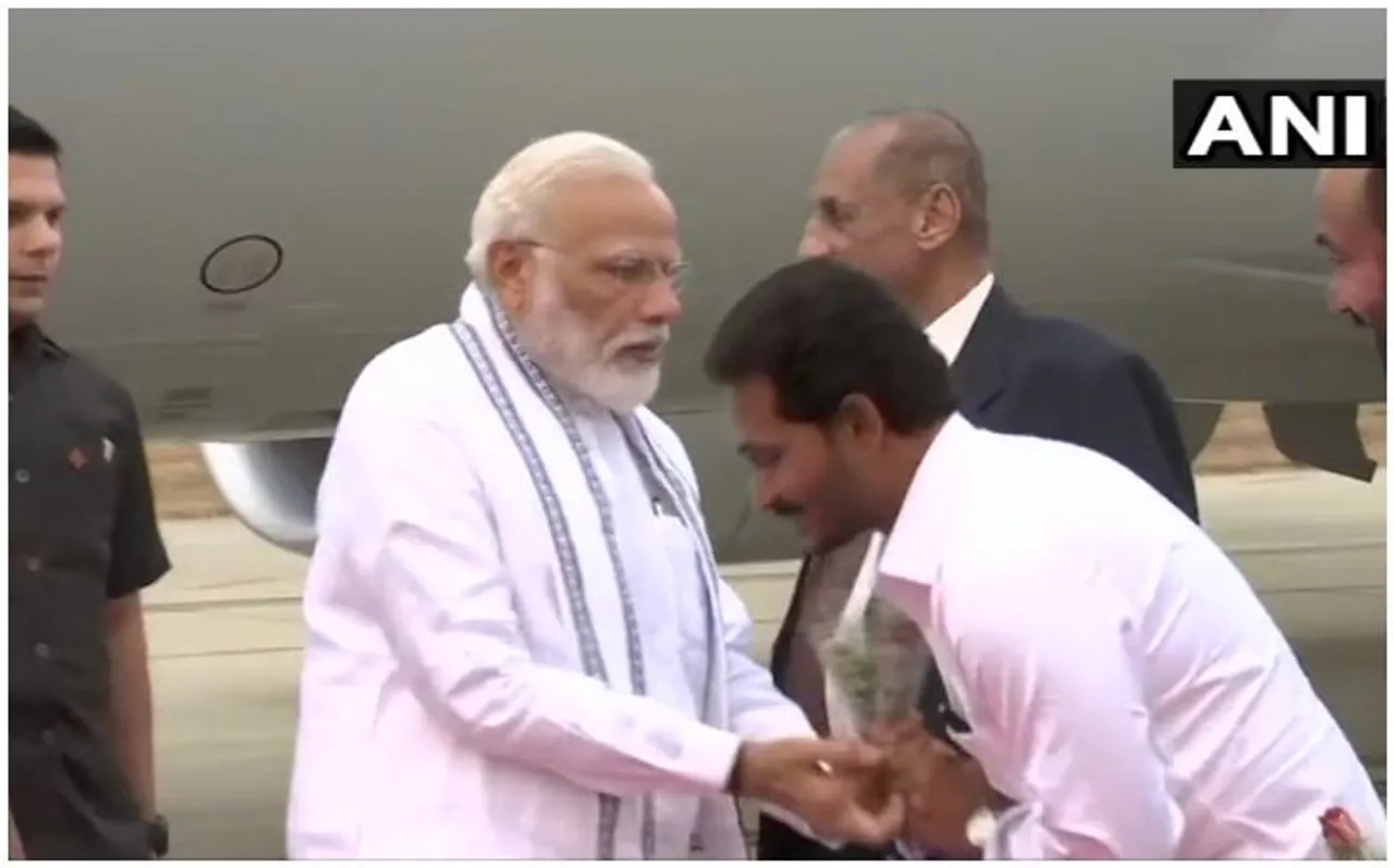 दो देशों के दौरे से लौटे पीएम मोदी ने आंध्र के लोगों से मांगी माफी, जानिए क्या थी वजह