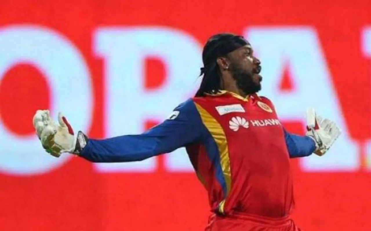 धोनी के बाद अब क्रिस गेल पर भी ICC हुई सख्त, इस Logo के इस्तेमाल पर लगाई रोक