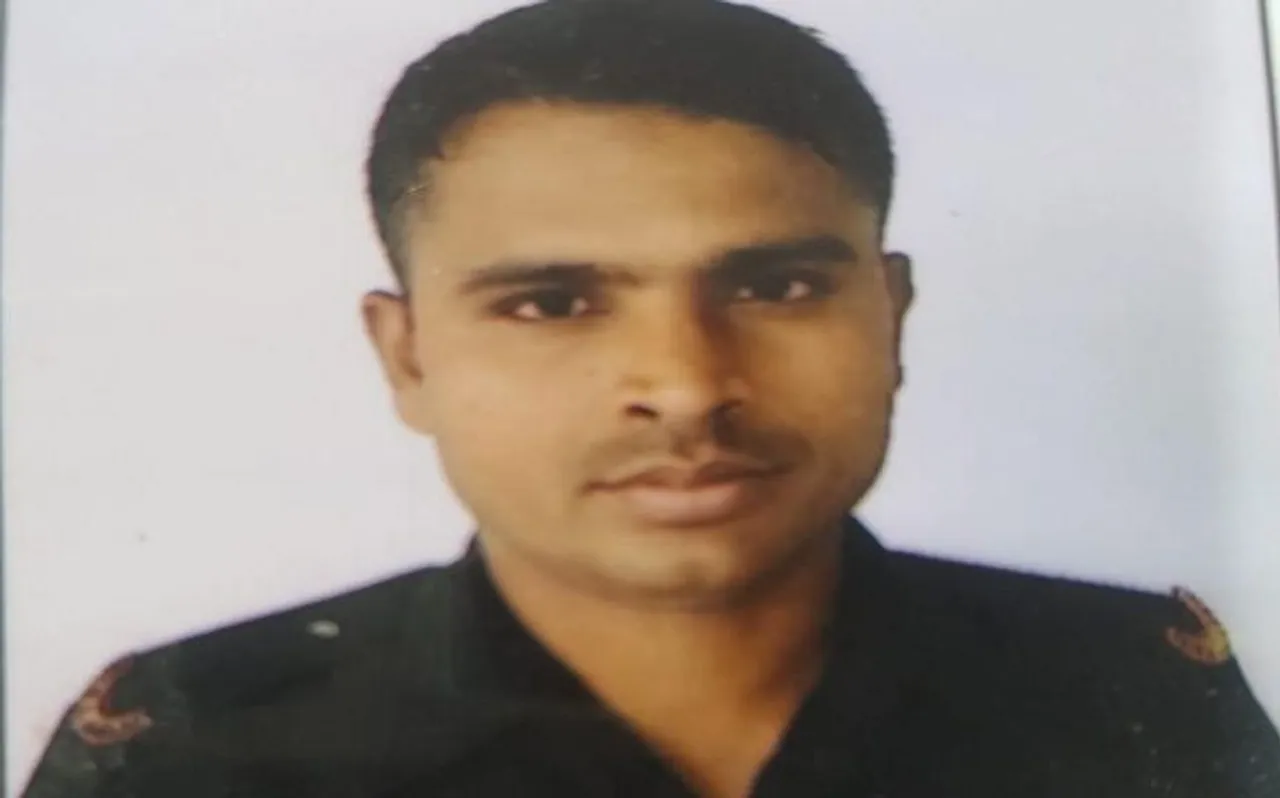 जम्मू-कश्मीर के पुंछ में पाक सेना द्वारा किए गए सीजफायर उल्लंघन में घायल लांस नायक ने तोड़ा दम