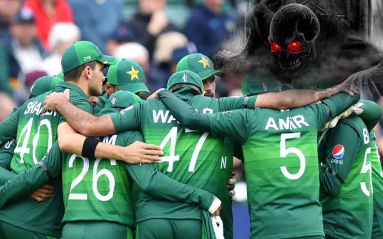 IND Vs PAK: पाकिस्‍तान क्रिकेट टीम के पीछे पड़ा यह 'भूत', कई तांत्रिक भी इसे नहीं भगा पाए