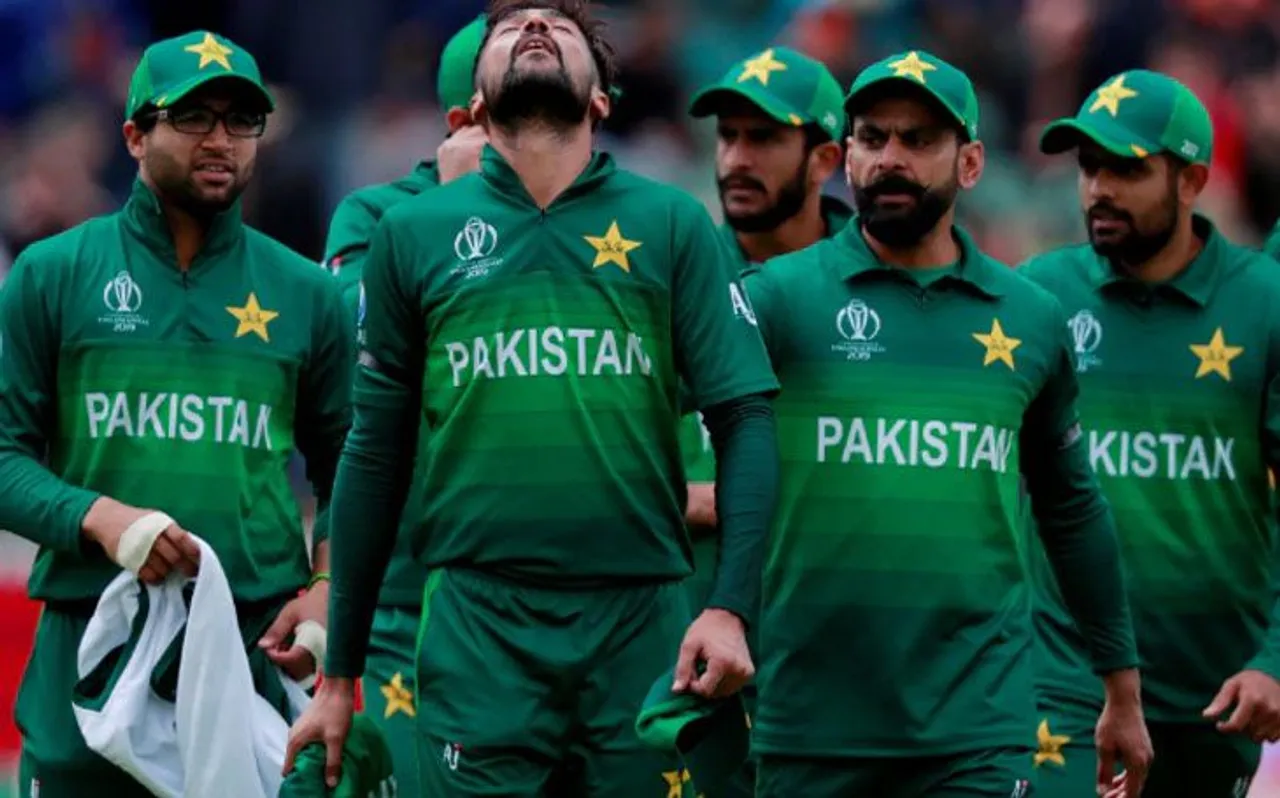 World Cup: पाकिस्तान की हार पर भड़के शोएब अख्तर, सरफराज अहमद को बताया बददिमाग कप्तान