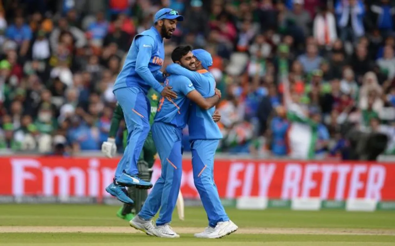 World Cup: प्रेक्टिस के दौरान विजय शंकर को लगी चोट, जसप्रीत बुमराह ने दी ये खबर