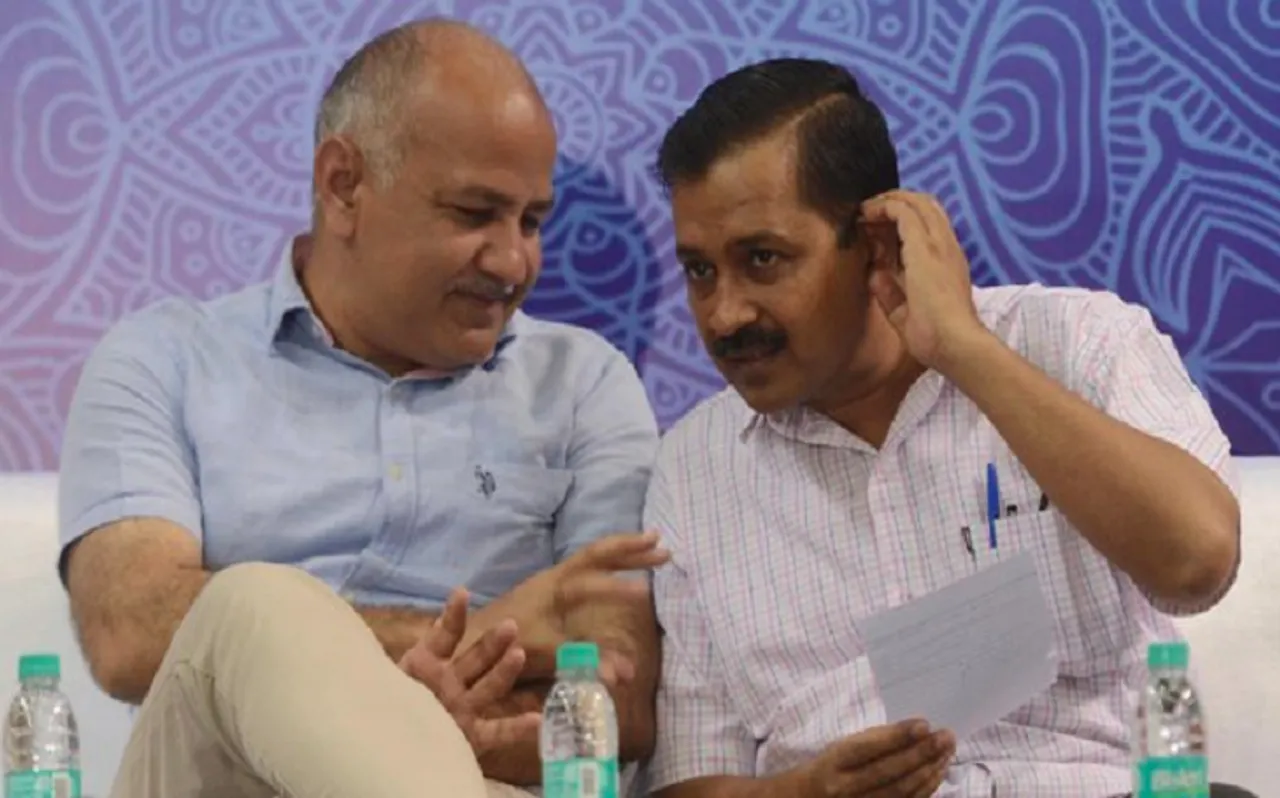 केजरीवाल सरकार की बड़ी घोषणा, गरीब छात्रों को मिलेगी 100 फीसदी स्कॉलरशिप
