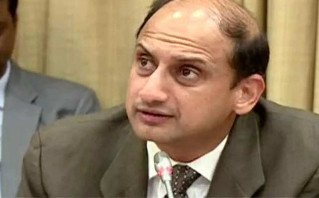 RBI में पिछले 6 महीनों में दूसरा बड़ा इस्तीफा, इस बार डिप्टी गवर्नर विरल आचार्य ने छोड़ा पद
