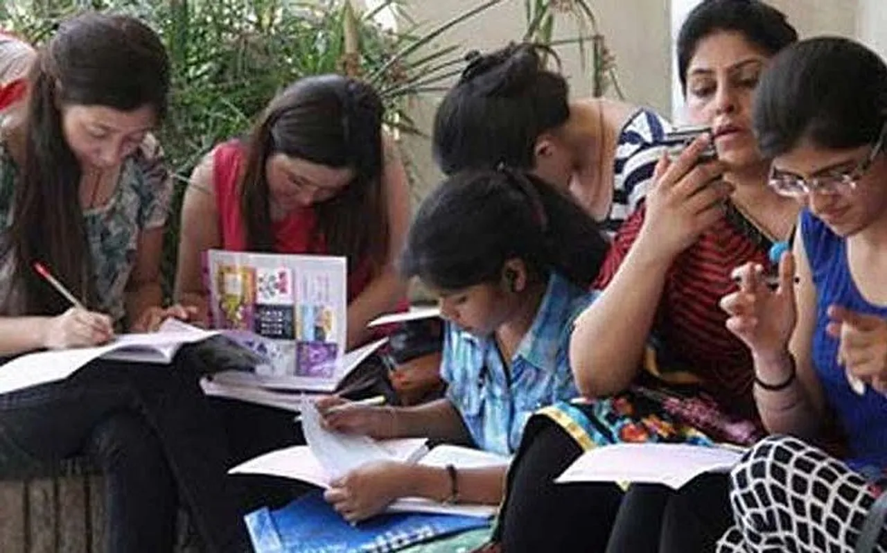 DU Admission 2019: आज आएगी 1st Cut Off की लिस्ट, प्रवेश के लिए ये रखें अपने पास