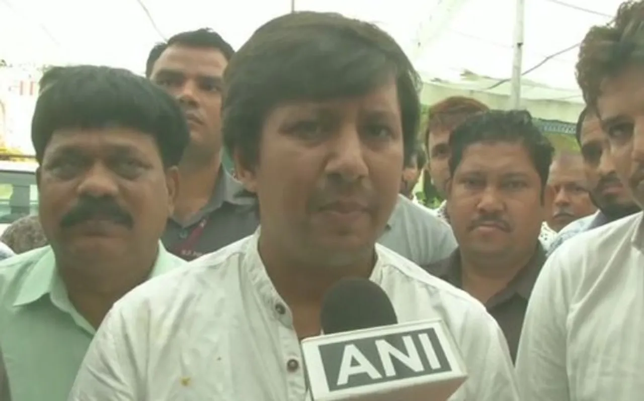 ईश्वर दोबारा न दे बल्लेबाजी का मौका, जेल से बाहर आते ही बोले आकाश विजयवर्गीय