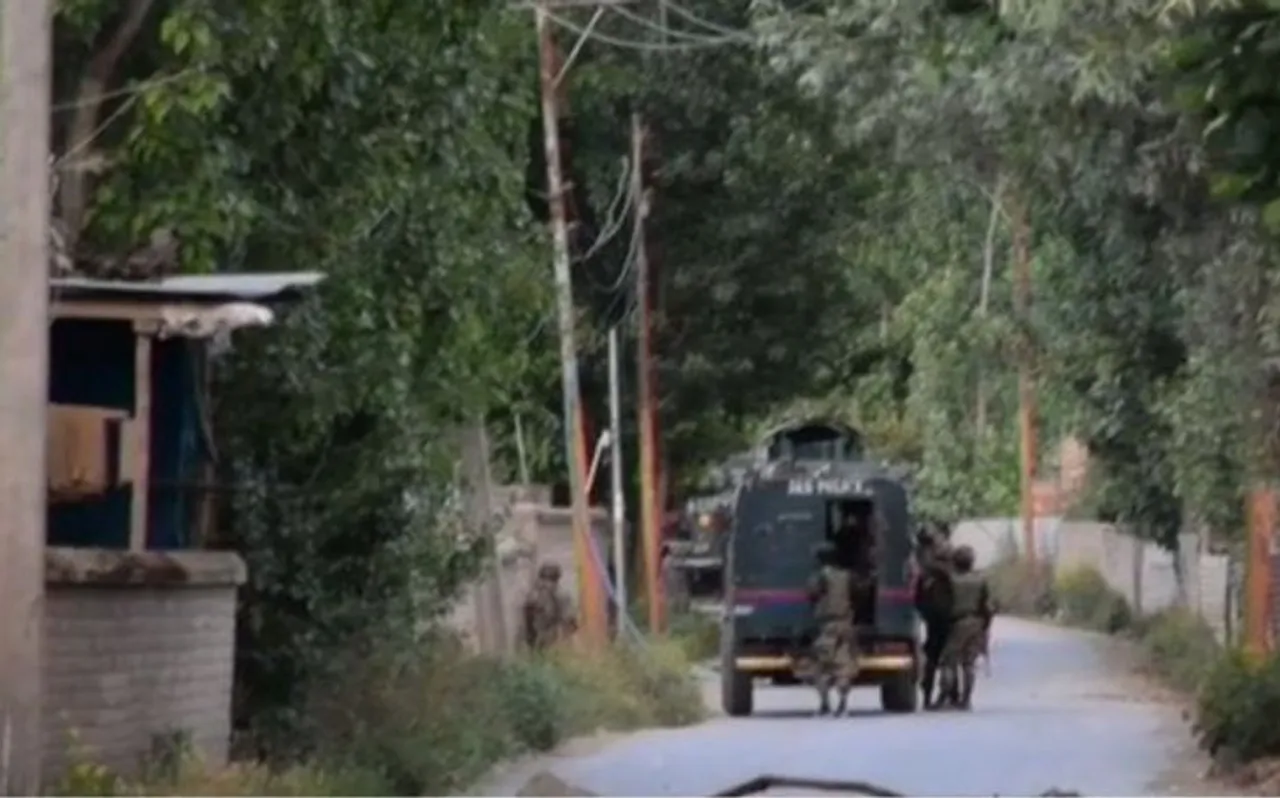 J&k: बडगाम में आतंकियों के सफाए के लिए फिर शुरू हुई मुठभेड़, एक आतंकी ढेर