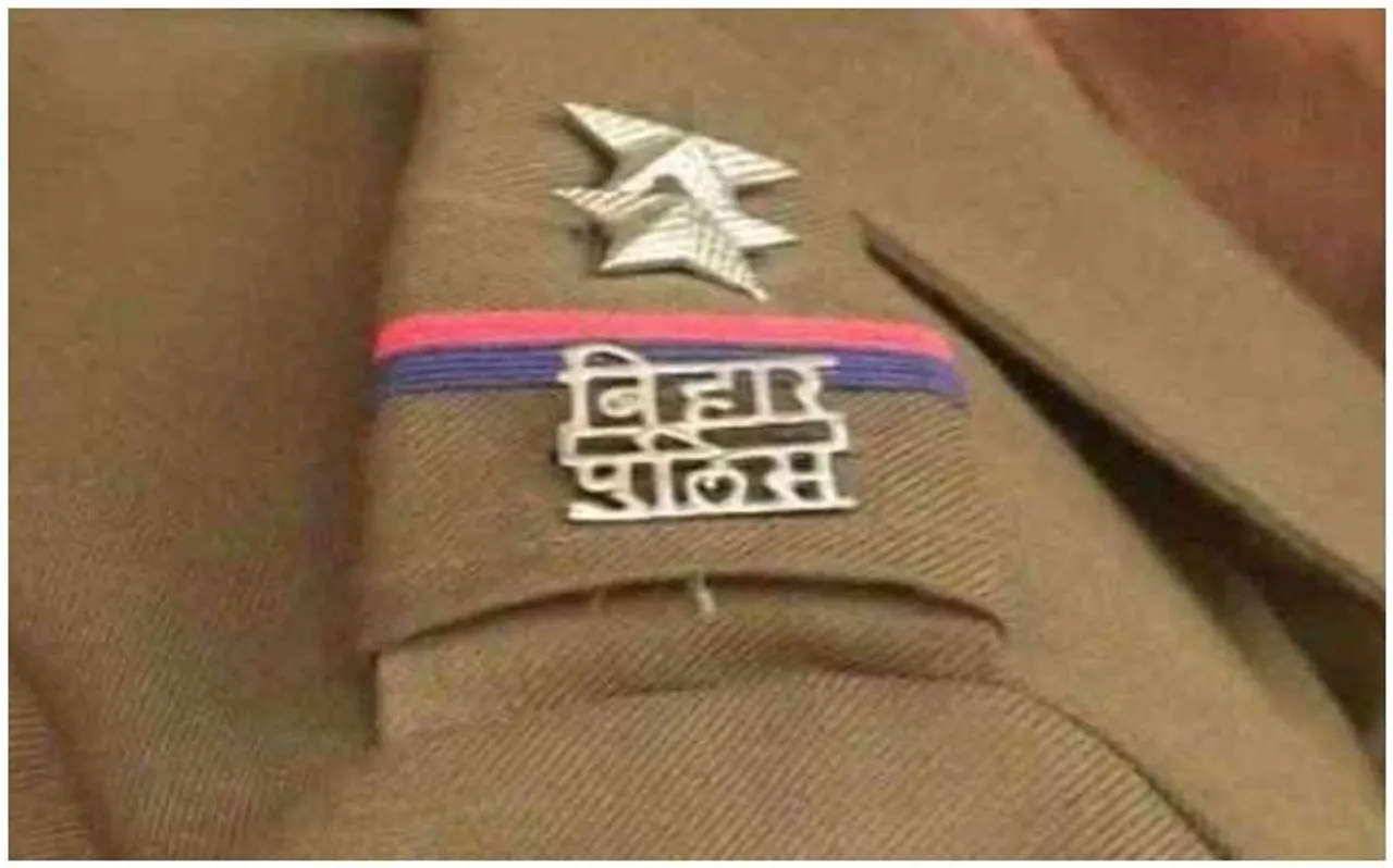 बिहार : अवैध वसूली का Video सामने आने के बाद प्रभारी थानाध्यक्ष को किया गया निलंबित