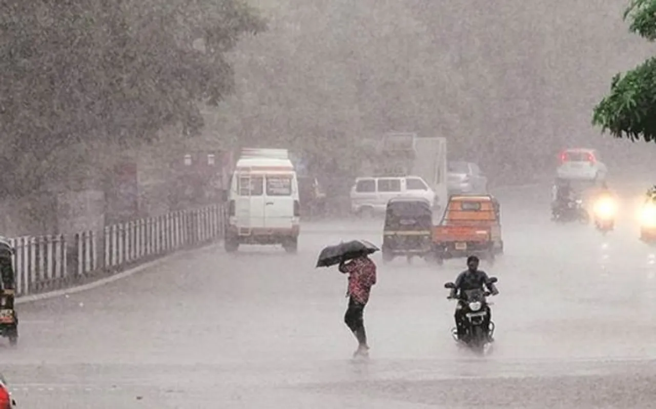 मध्य प्रदेश के कई हिस्सों में हुई बारिश, मौसम हुआ सुहावना