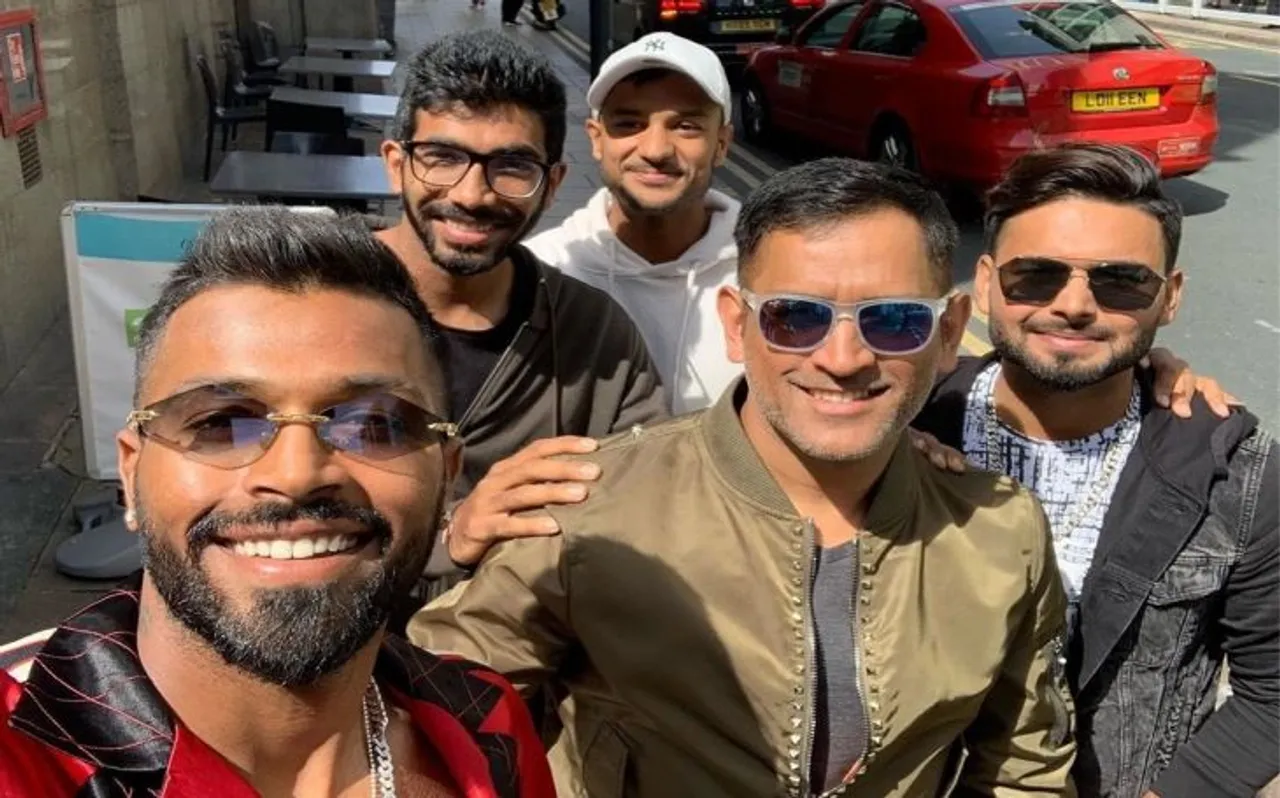 World Cup: श्रीलंका के खिलाफ मैच से पहले टीम इंडिया ने इस अंदाज में की मस्ती, पांड्या ने शेयर किया फोटो