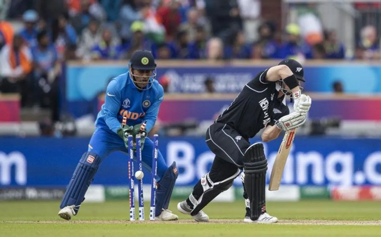 Live Cricket Score, IND vs NZ: बारिश की वजह से रुका खेल, 46.1 ओवर में बने 211/5